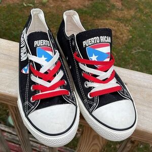 🇵🇷 EUC- Canvas Lace Up Sneakers - Puerto Rico  Flag Black White  Size EU 43